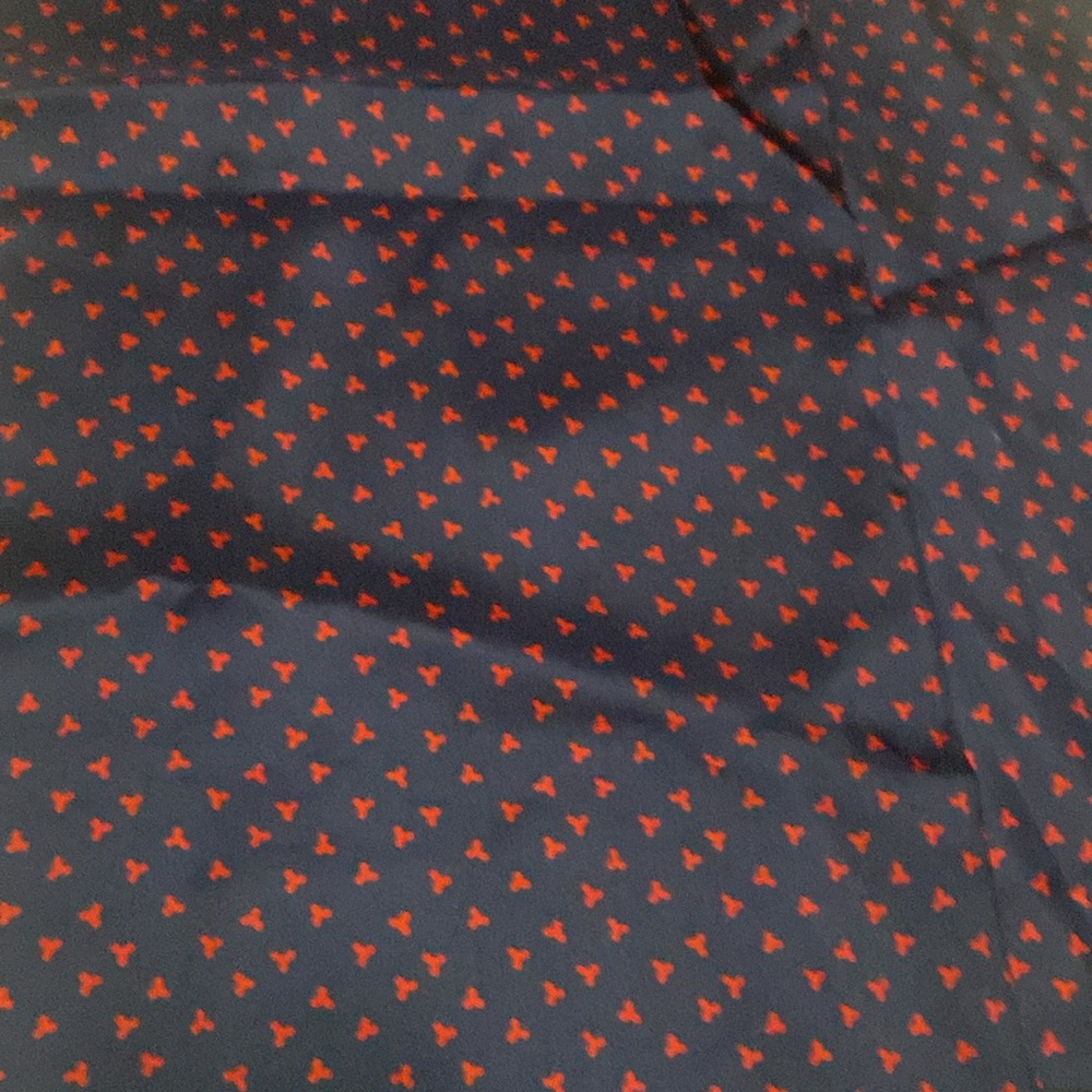 Brooks Brothers Navy/Red Colored 100% Silk Scarf 11 x 53’ EUC - Picture 6 of 8